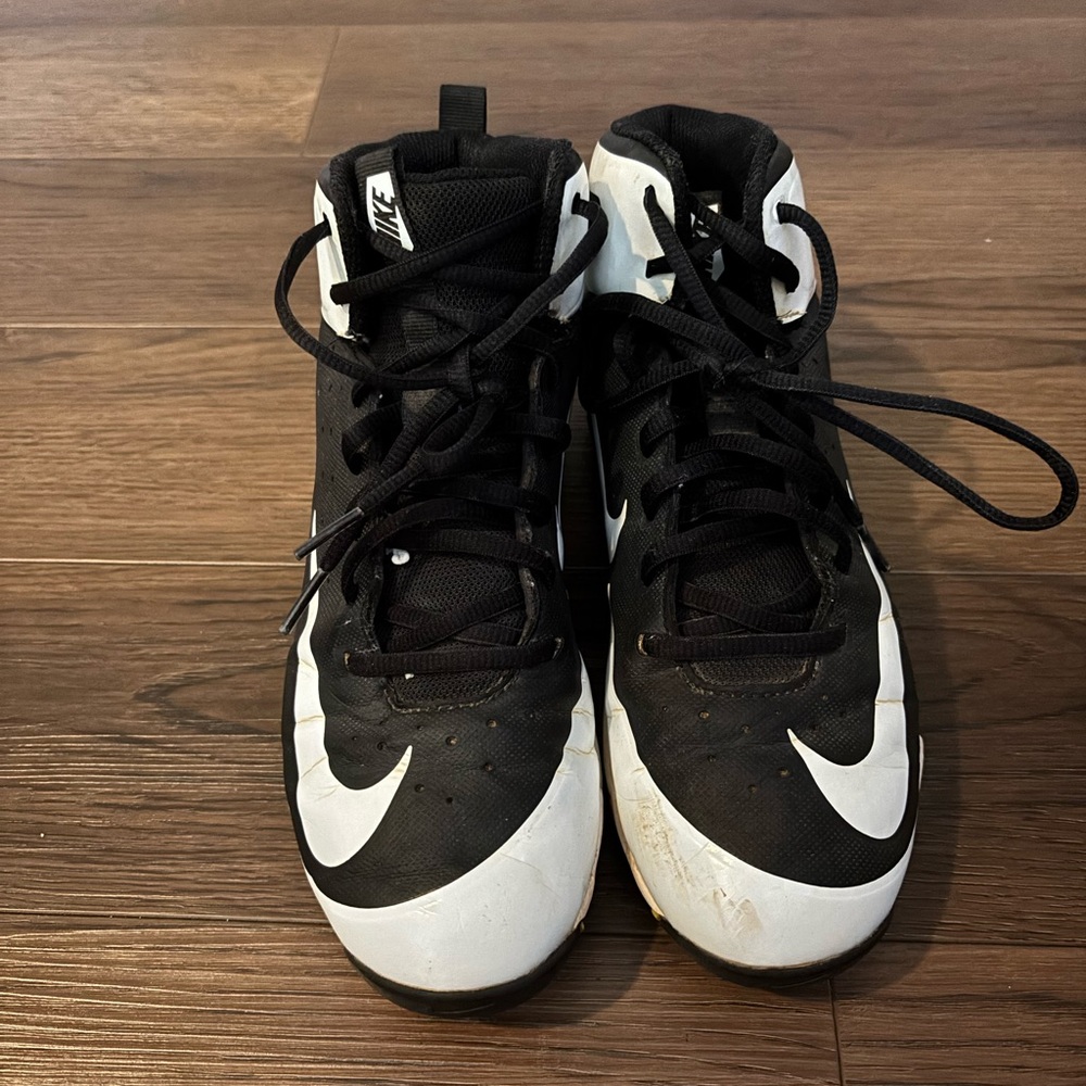 Nike Black and White Athletic Sneakers